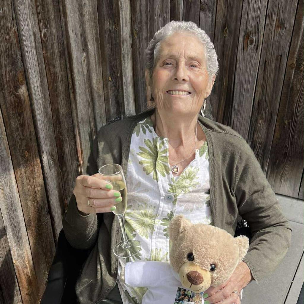 Diana Vancompenolle uit Oudenburg overleden bij Uitvaartzorg Bentein & Pollet te Oudenburg