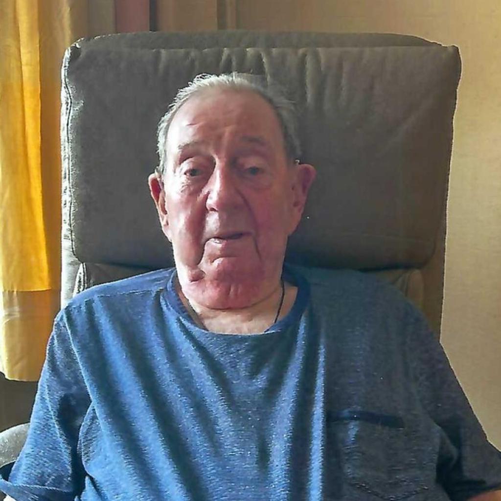 Raymond Duinslaeger geboren te Oostende overleden te Bredene overlijden bij Uitvaartvaartzorg Bentein & Pollet te Oudenburg actief te Bredene, De Haan, Oostende, begrafenisondernemer regio Middenkust